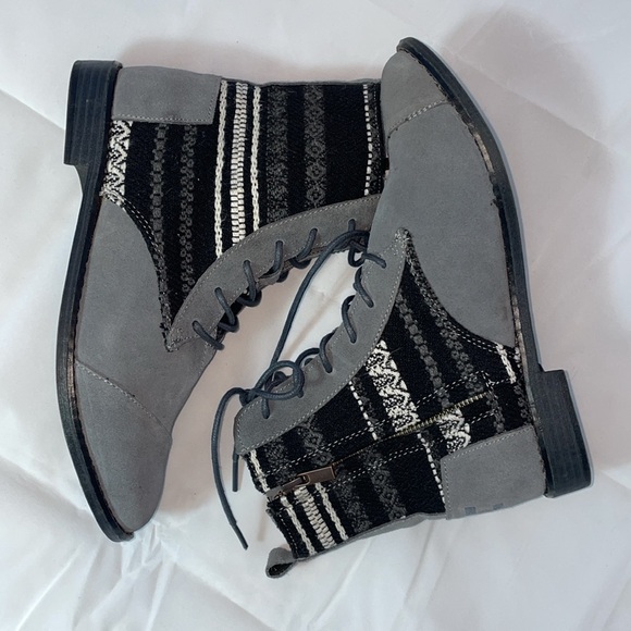 Tom’s, Ankle suede boot - Picture 5 of 5